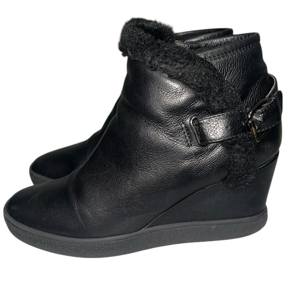 AQUATALIA Black Leather Wedge Boots Faux Fur Trim Zip Up US 9 - Picture 3 of 12